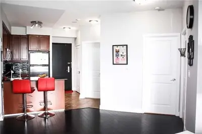 80 Absolute Avenue 1310, Mississauga, ON L4Z 0A5