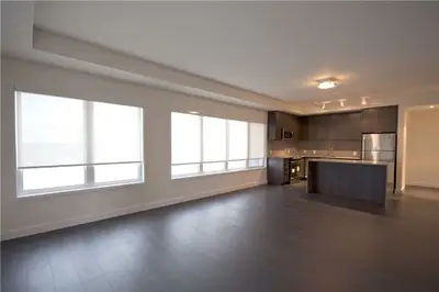 5025 Harvard Road 205, Mississauga, ON L5M 0W6