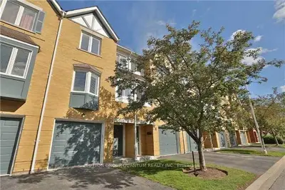 2300 Brays Lane W #50, Oakville, On L6m 3j9