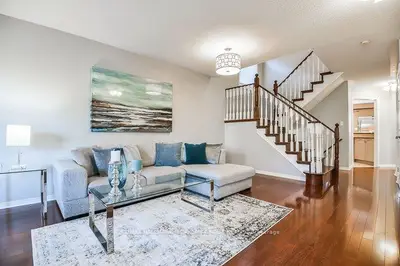 3293 Ridgeleigh Heights, Mississauga, ON L5M 6R9