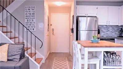 1008 Falgarwood Drive 27, Oakville, ON L6H 2P5