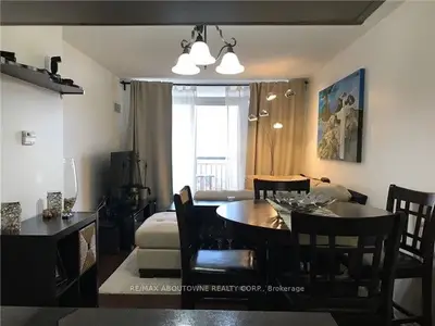 2379 Central Park Drive 605, Oakville, ON L6H 0C7