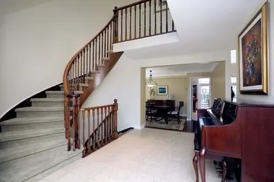 3715 St. Laurent Court, Mississauga, ON L5L 4T2