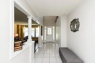 5411 Quartermain Crescent, Mississauga, ON L5M 5V4