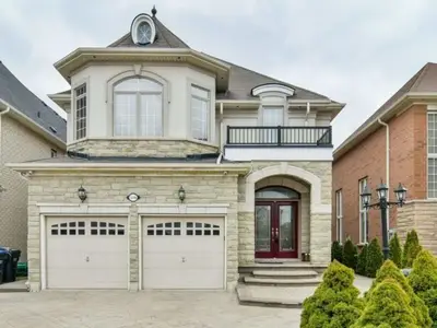 3316 Erin Centre Boulevard, Mississauga, ON L5M 8C3