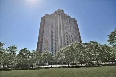 45 Kingsbridge Garden Circle 3407, Mississauga, ON L5R 3K4