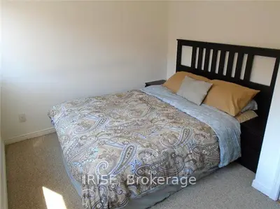 873 Wilson Avenue 12, Toronto W05, ON M3K 1E6