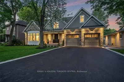 115 Selgrove Crescent, Oakville, On L6l 1l2