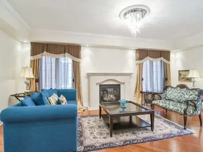 3316 Erin Centre Boulevard, Mississauga, ON L5M 8C3