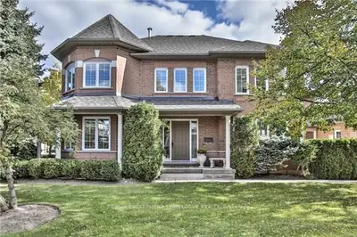 2175 Country Club Drive #24, Burlington, On L7m 4h9