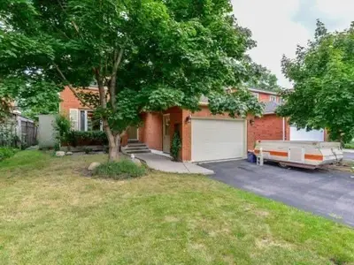 1078 Glenbrook Avenue, Oakville, ON L6H 4A3