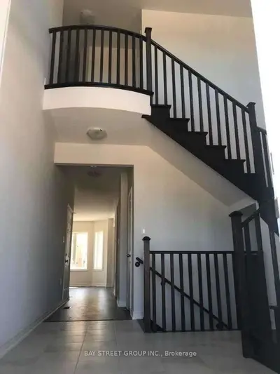 441 Silver Maple Road, Oakville, On L6h 7h5