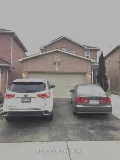 668 Stapleford Terrace, Mississauga, ON L5R 3J1