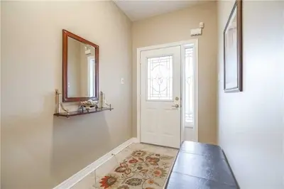 526 Warhol Way, Mississauga, ON L5W 1M2