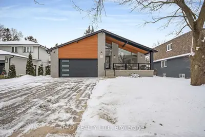 1315 Bramblewood Lane, Mississauga, ON L5H 1L9
