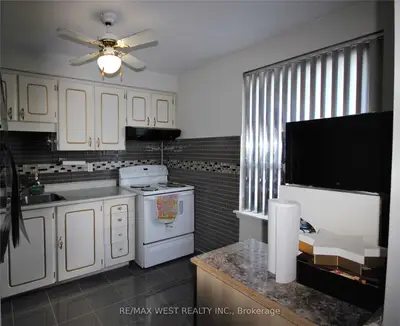 250 John Garland Boulevard 108, Toronto W10, ON M9V 1N8