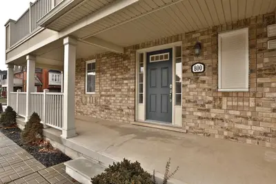 800 Fowles Court, Milton, ON L9T 0Z8