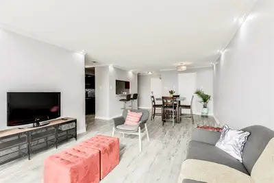 35 Trailwood Drive 1217, Mississauga, ON L4Z 3L6