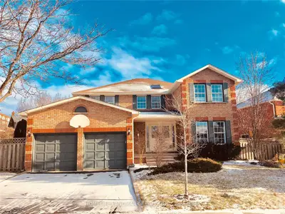 1365 Windrush Drive, Oakville, ON L6M 1W8