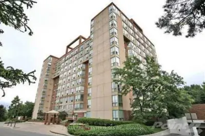 1110 Walden Circle 811, Mississauga, ON L5J 4R3