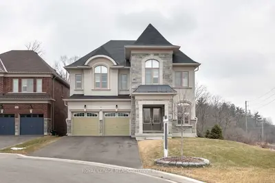 165 Upper Canada Court, Halton Hills, ON L7G 0L4