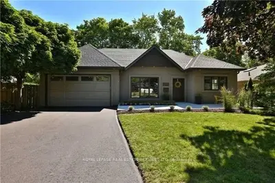1599 Calverton Court, Mississauga, ON L5G 2W4
