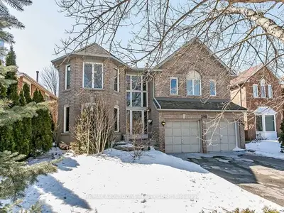 290 Northwood Drive, Oakville, On L6m 1m7