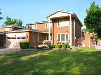 1830 Audubon Boulevard, Mississauga, ON L4W 3R4