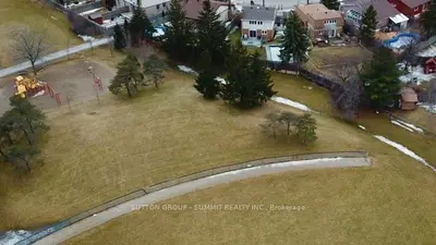6925 Avila Road, Mississauga, ON L5N 1R9