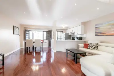 3939 Honey Locust Trail, Mississauga, ON L5N 6X4