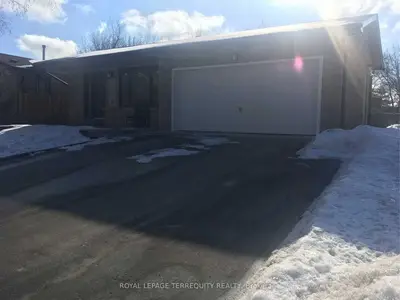 2479 Brasilia Circle Lower, Mississauga, ON L5N 2E9