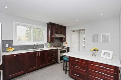 1829 Pattinson Crescent, Mississauga, ON L5J 1H6