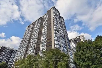 2180 Marine Drive 606, Oakville, ON L6L 5V2