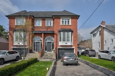 26B Long Branch Avenue, Toronto W06, ON M8W 3H7