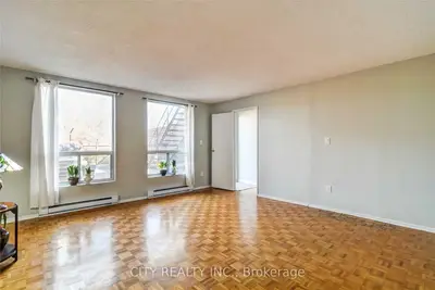 544 Annette Street 2nd Flr, Toronto W02, ON M6S 2C2