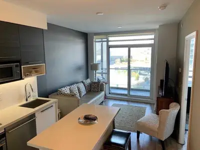 36 Park Lawn Road 407, Toronto W06, ON M8Y 3H8