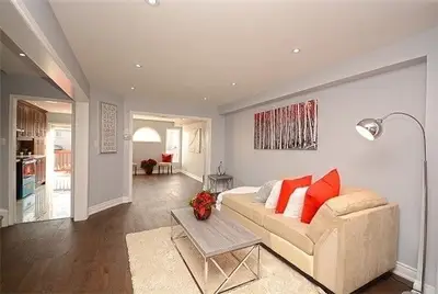 688 Rossellini(Upper L) Drive, Mississauga, ON L5W 1L1