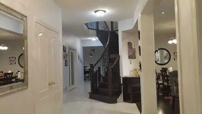 3293 Topeka Drive, Mississauga, ON L5M 7V2