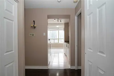 400 Webb Drive 1804, Mississauga, ON L5B 3Z7
