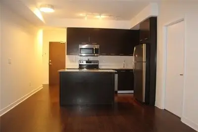 365 Prince of Wales Drive 1209, Mississauga, ON L5B 0G6