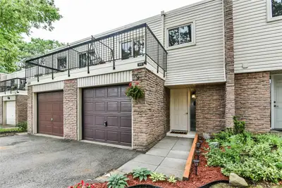 2315 Bromsgrove Road 99, Mississauga, ON L5J 4A6