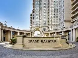 2287 Lake Shore Boulevard Th102, Toronto W06, ON M8V 3Y1