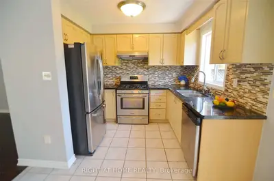 5844 Rainberry Drive, Mississauga, ON L5M 6S2