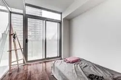 103 The Queensway Avenue 312, Toronto W01, ON M6S 5B3