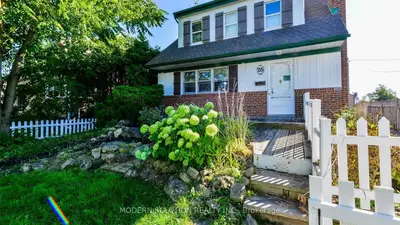 26 Meadvale Road, Halton Hills, On L7j 2k8
