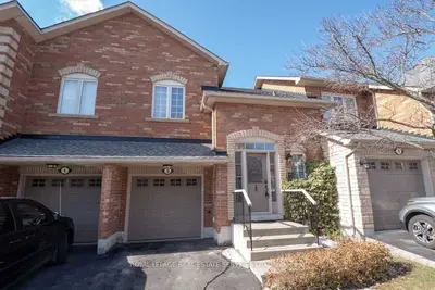 223 Rebecca Street 2, Oakville, On L6k 1j8