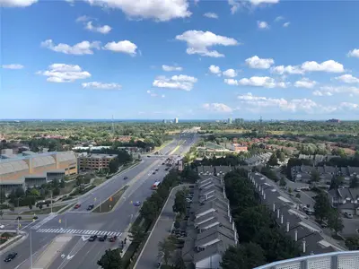 2520 Eglinton Avenue W 1706, Mississauga, ON L5M 0Y2