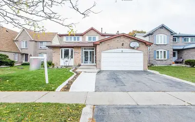 Detached in Brampton
