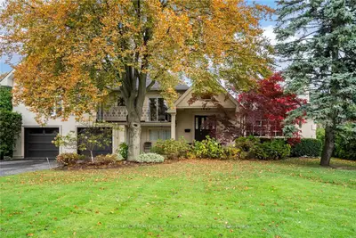 1483 Mississauga Road, Mississauga, ON L5H 2J7