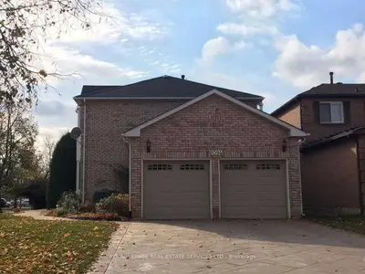 6094 Prairie Circle Room #1, Mississauga, ON L5N 5Z5